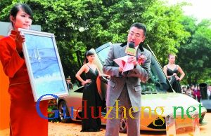 6.8萬元！自閉癥兒童油畫拍出“天價”