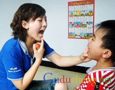 2-6歲是自閉癥兒童語言訓練關鍵期