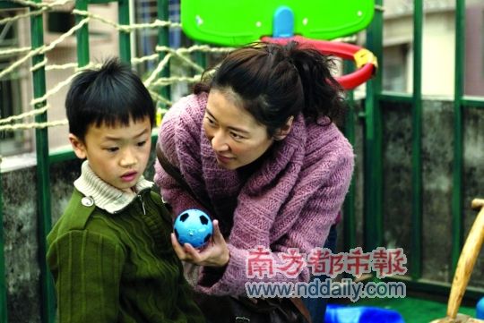 出演自閉癥兒童的母親，梁靜深感生活的殘酷