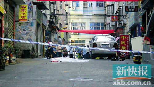 警方在案發現場拉起警戒線